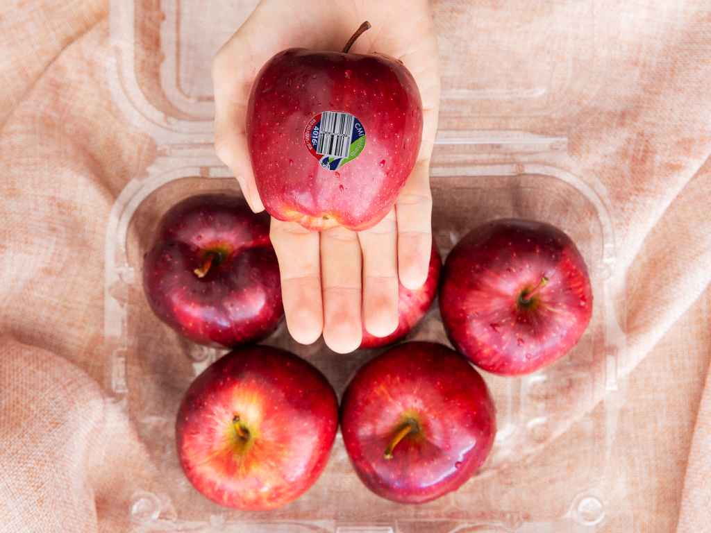 Ăn táo tốt cho đường ruột, giảm nguy cơ bị bệnh tim và ung thư phổi