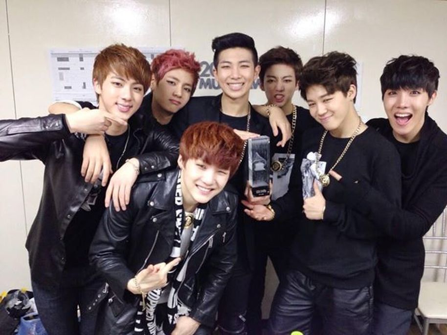 BTS nhận giải thưởng tân binh tại Melon Music Awards 2013