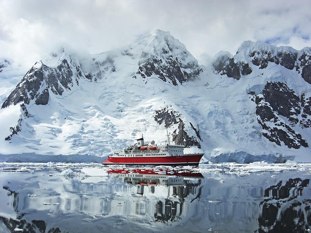 Đi tàu ở Drake Passage, Nam Cực